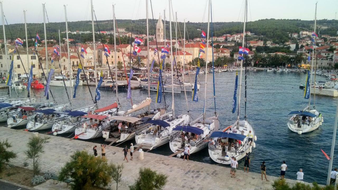 Salsa Supetar